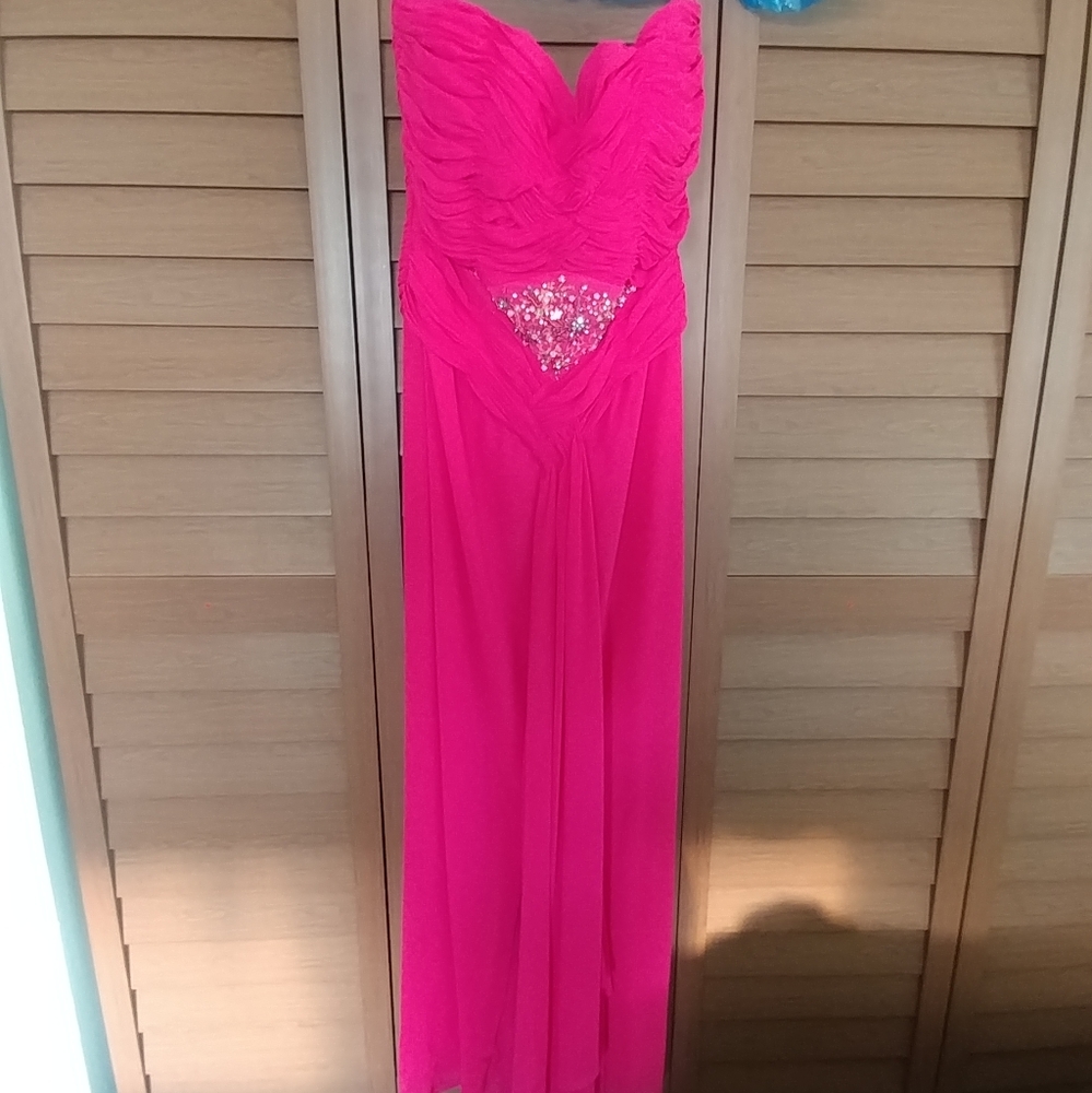 Gorgeous strapless long dress